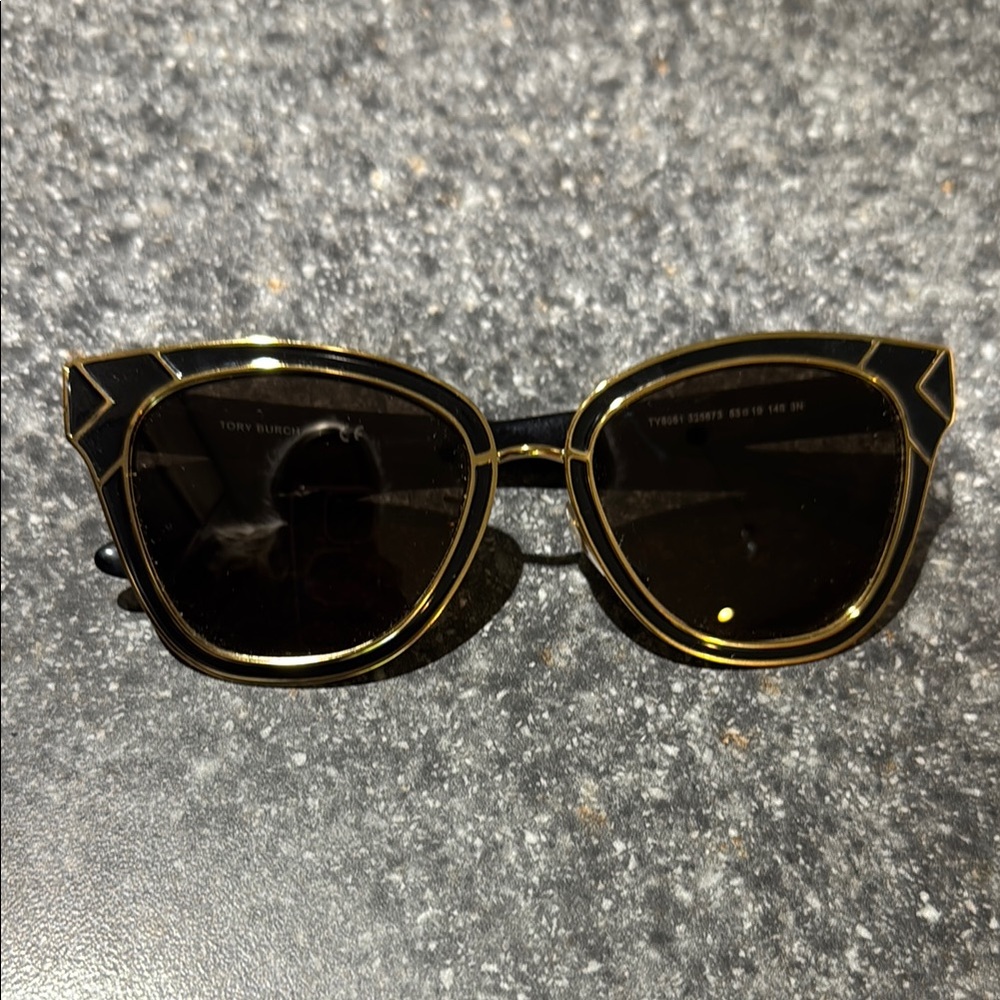 Tory Burch Black and Gold Women's Sunglasses